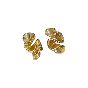 We Are Emte- Squiggle Studs in Gold