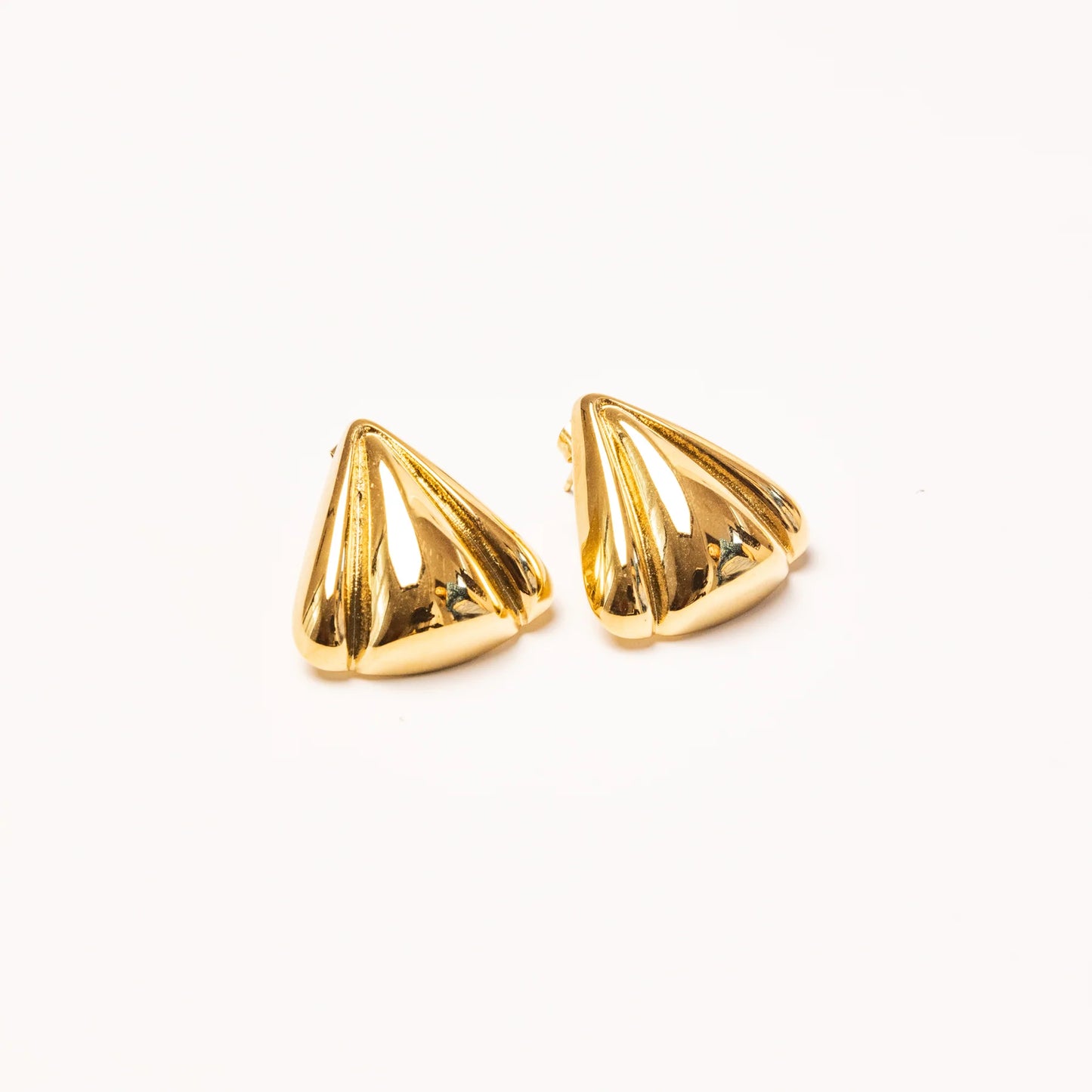 We Are Emte- Fan Earrings in Gold