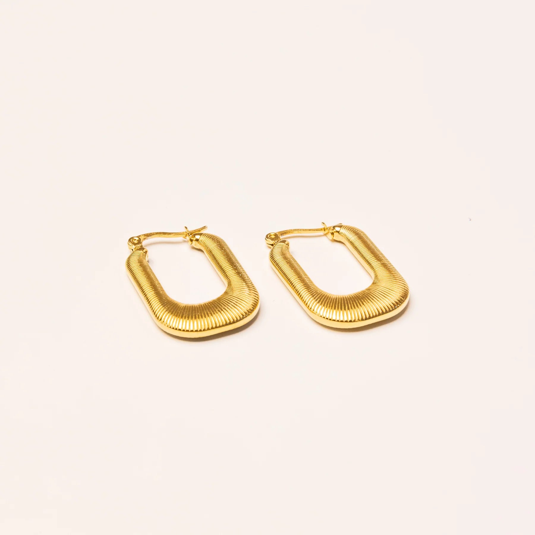 We Are Emte- Slinky Hoops in Gold – Emte Boutique