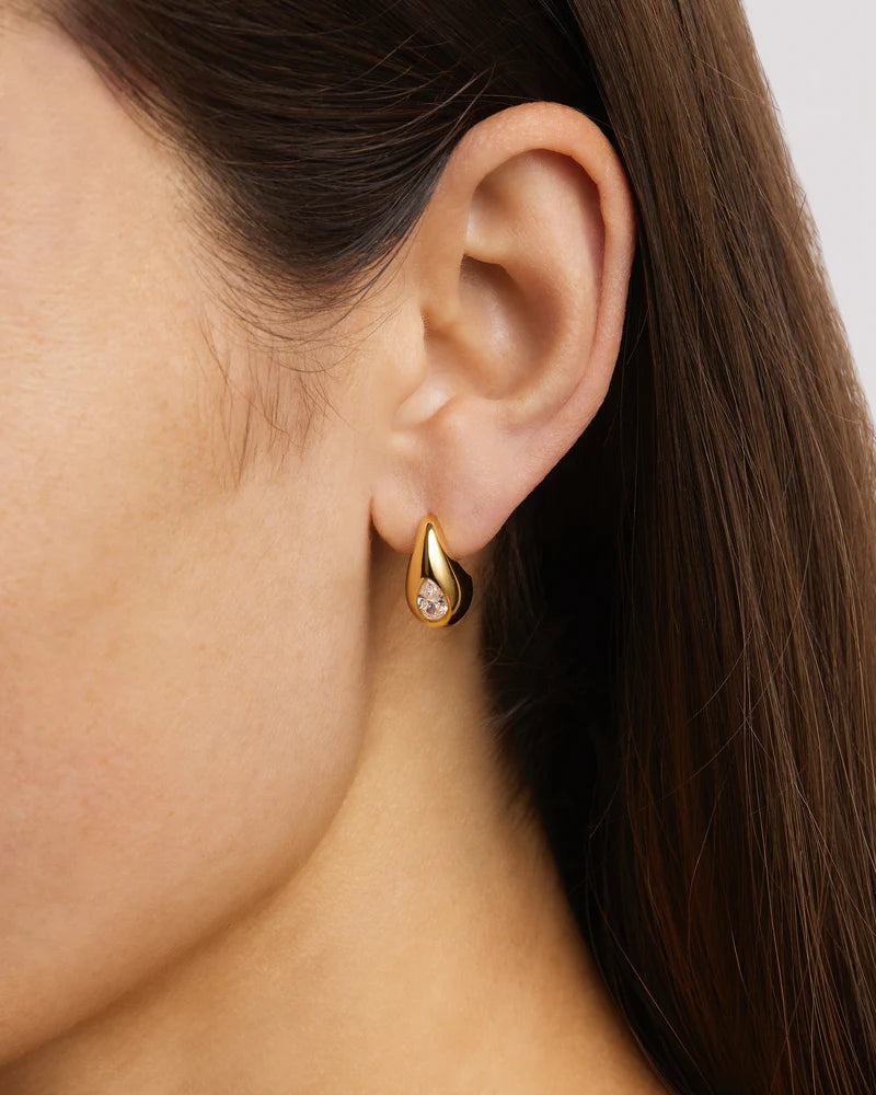 By Charlotte - Dewdrop Small Earrings in Gold