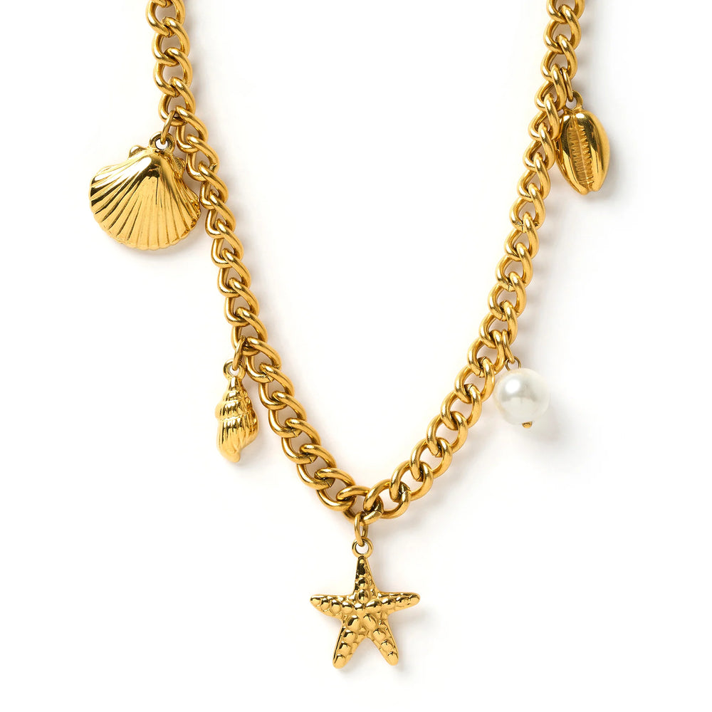 
                      
                        Arms of Eve - Salacia Necklace in Gold
                      
                    