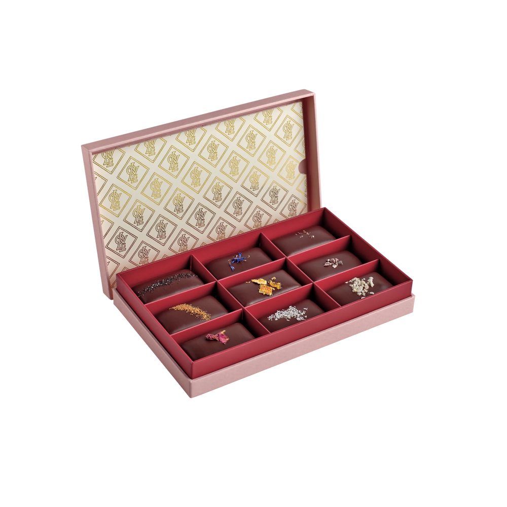 
                      
                        LOCO LOVE - Lovers Gift Box
                      
                    