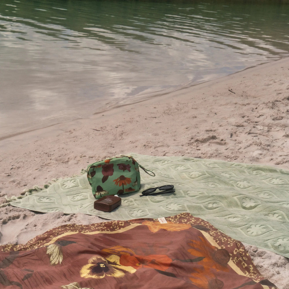 
                      
                        Wandering Folk - Glades Zip Bag in Meadow
                      
                    