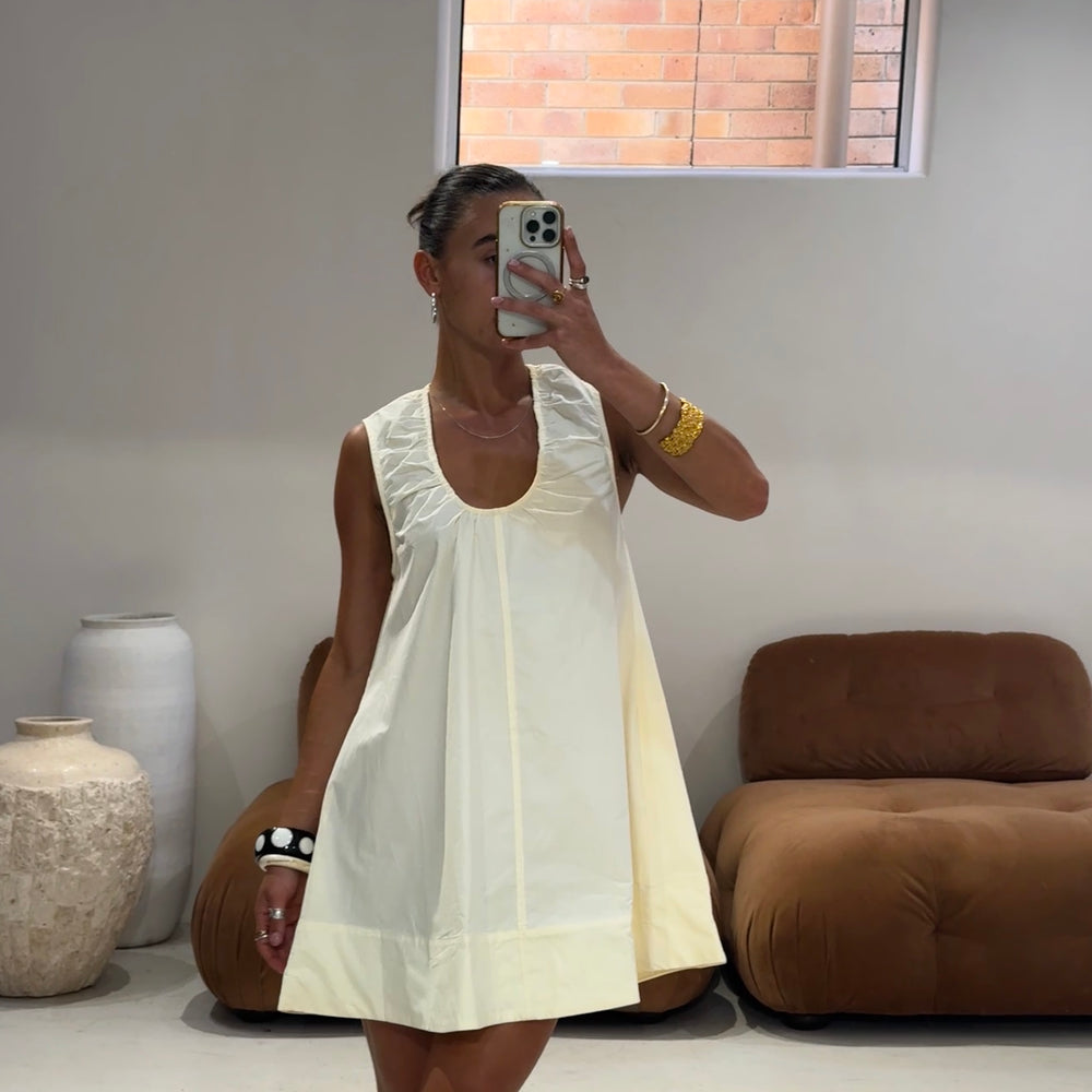 Emte - Poplin Dress in Soft Butter
