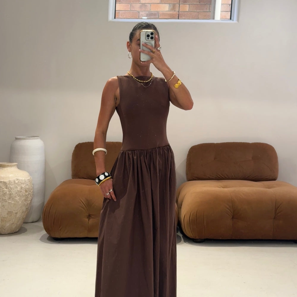 Emte - Bubble Maxi Dress in Chocolate
