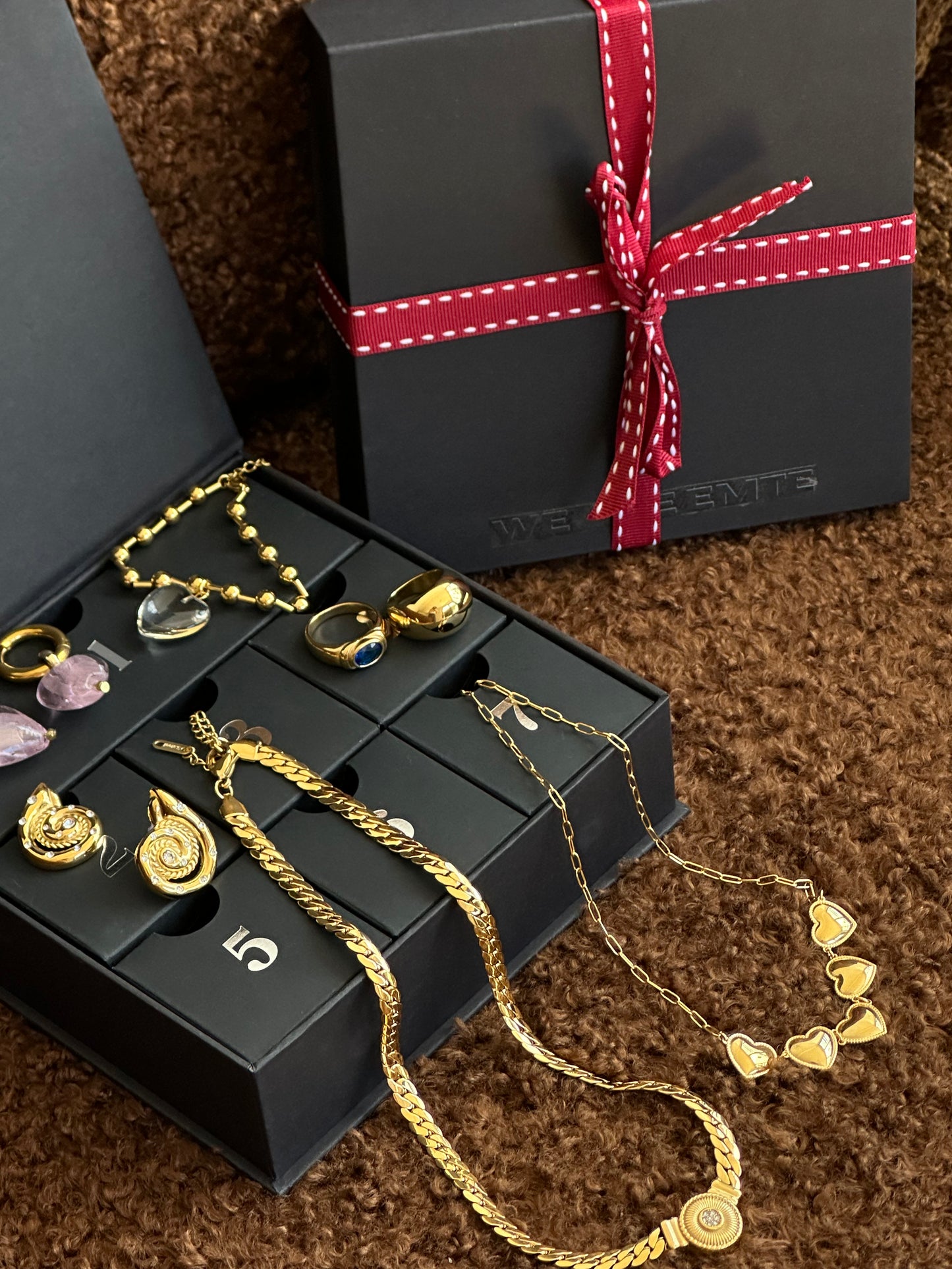 We Are Emte - Advent Calendar Gift Box