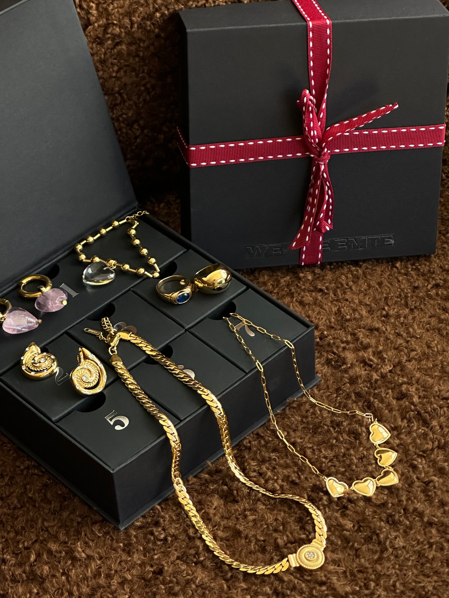 We Are Emte - Advent Calendar Gift Box