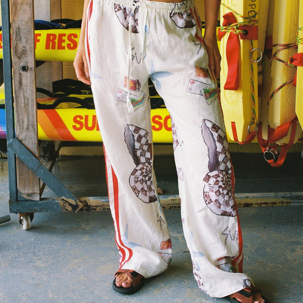 
                      
                        Lottie Hall - Vacation Pants in Souvenier Print
                      
                    