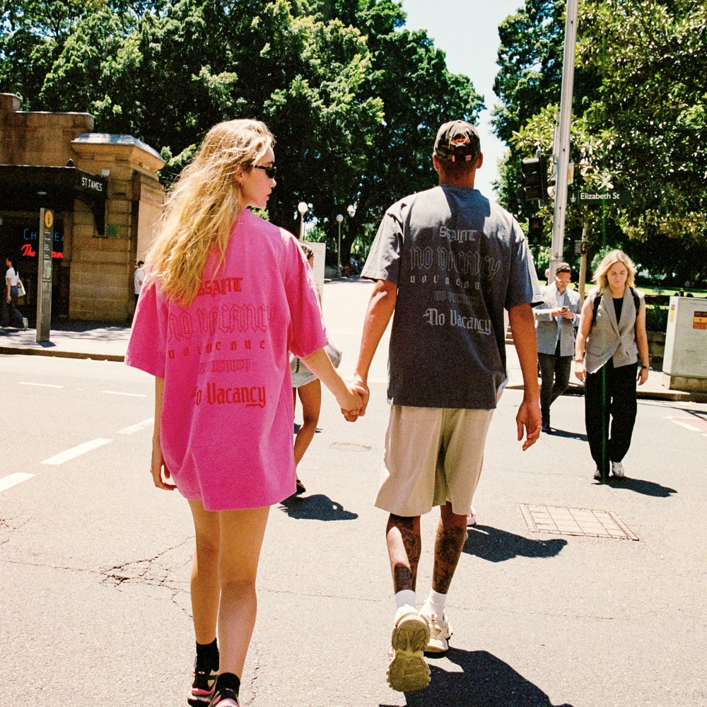 
                      
                        SSAINT - No Vacancy Tee in Dark Pink Acid Wash
                      
                    