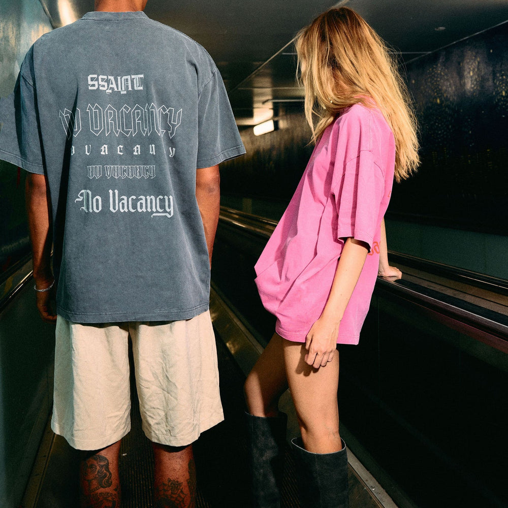 SSAINT - No Vacancy Tee in Charcoal Acid Wash