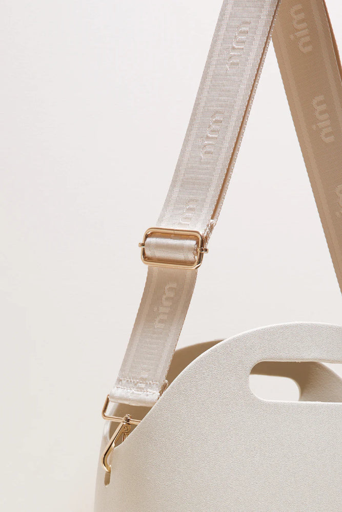 
            
                Load image into Gallery viewer, NIM The Label - Shoulder Strap in Creme /Gold Mono
            
        