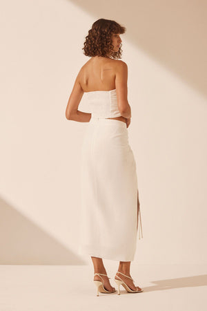 
            
                Load image into Gallery viewer, Shona Joy - Blanc Linen Strapless Cut Out Ruched Top in Ivory
            
        