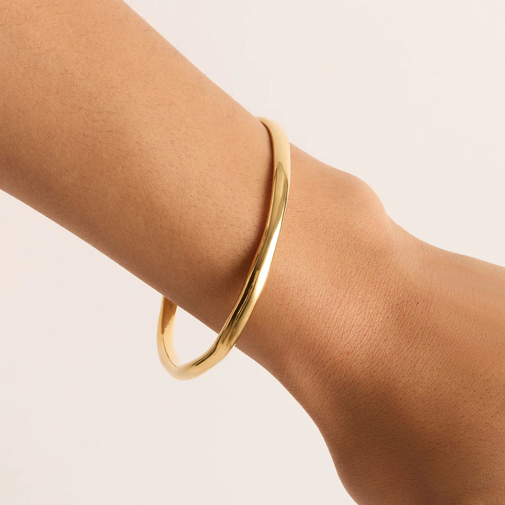 By Charlotte - Lover Bangle in Gold