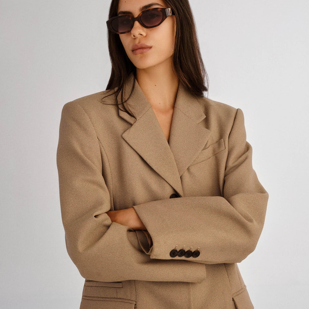 LUV LOU - The Freddie in Tort