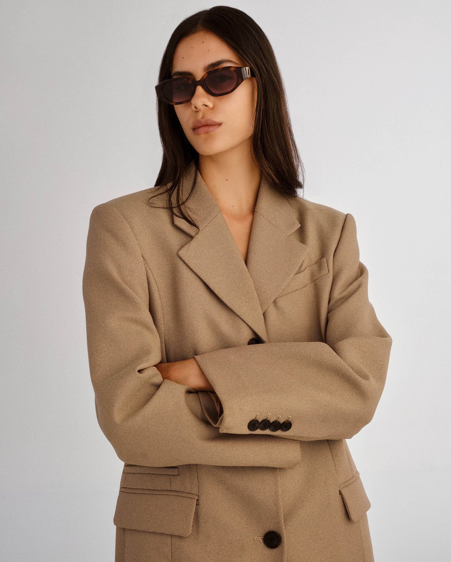 LUV LOU - The Freddie in Tort