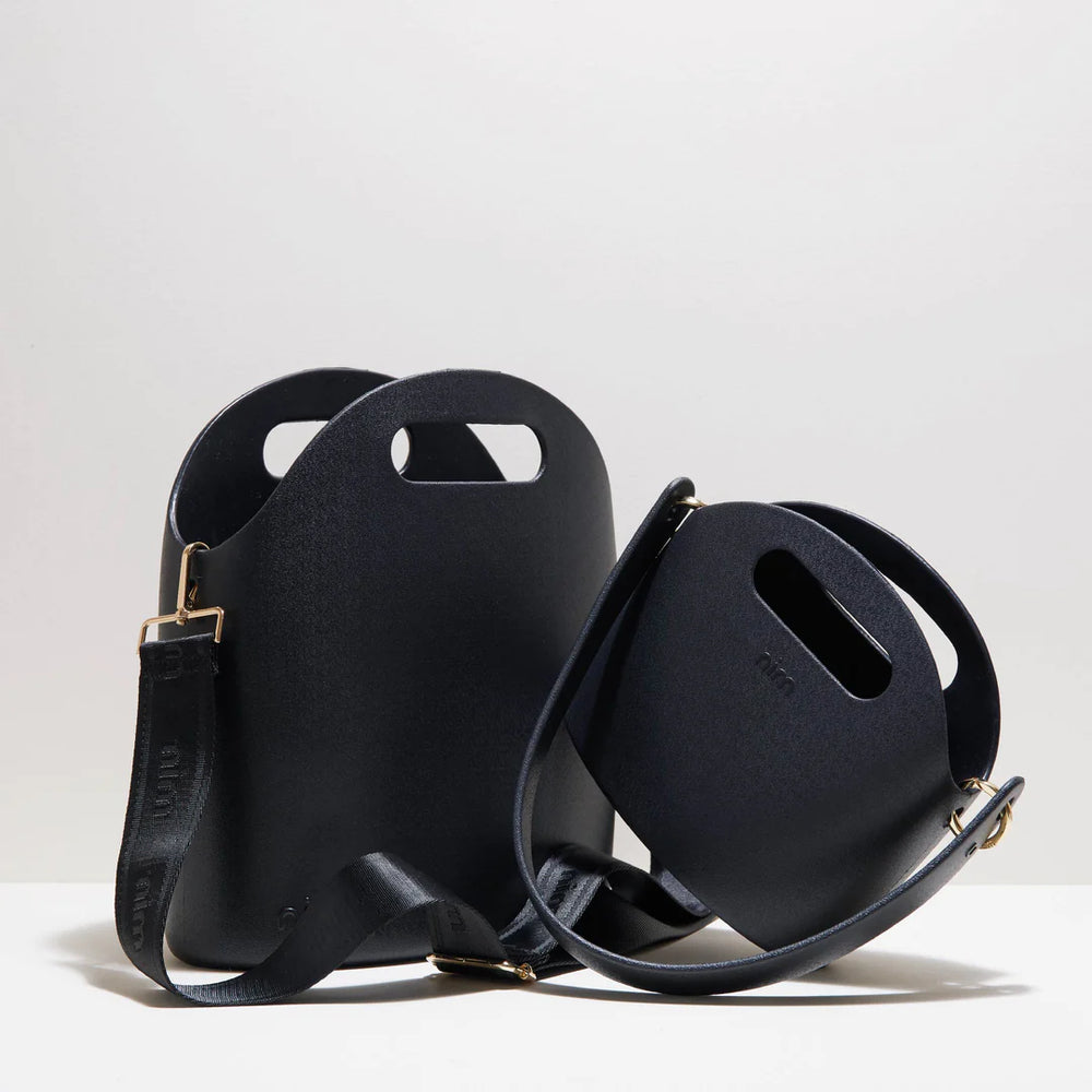 
                      
                        NIM The Label - BB Body Bag in Black
                      
                    