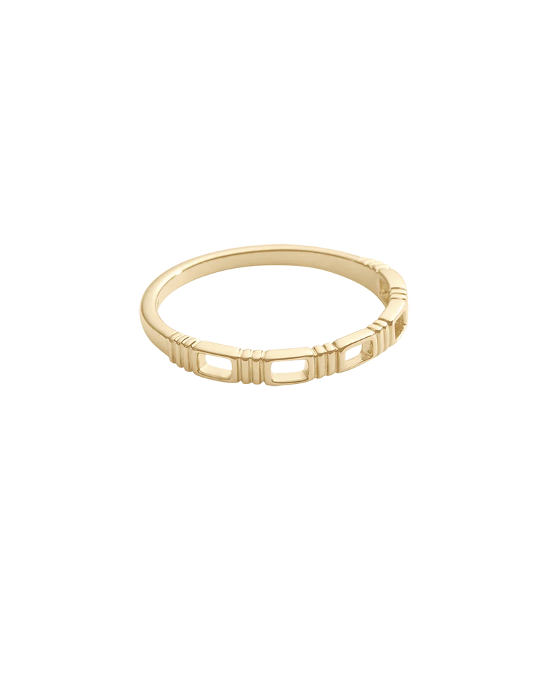 
                      
                        Kirstin Ash - Elysium Chain Ring in 9k Solid Gold
                      
                    