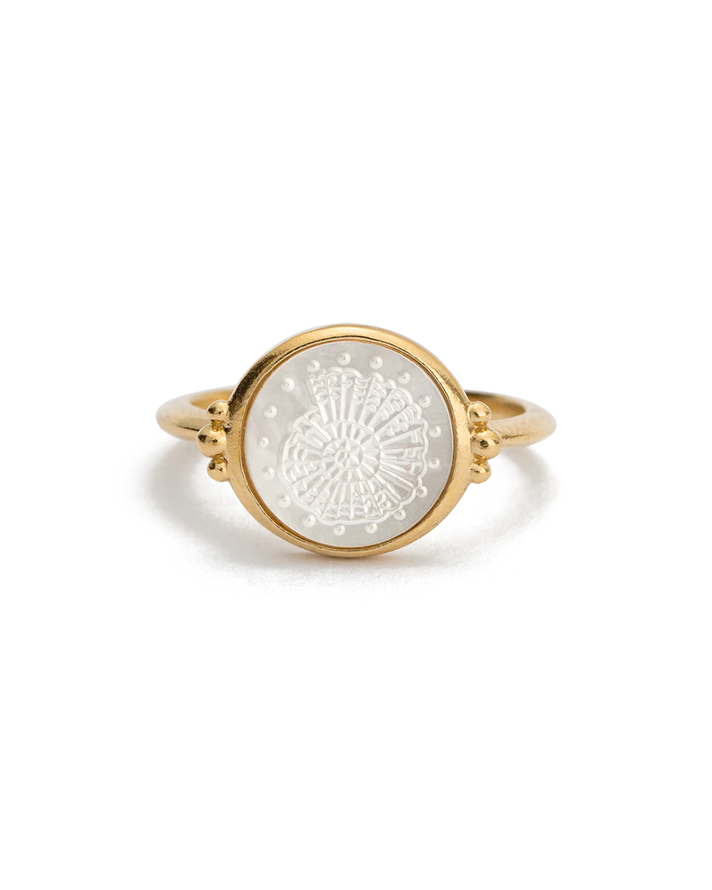 Kirstin Ash - Fossil Shell Ring in Gold