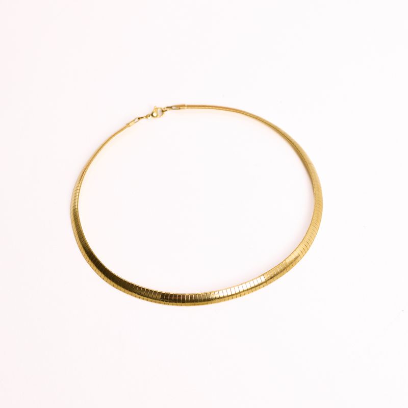 We Are Emte- Thick Slinky Choker in Gold