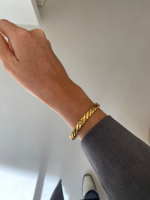 We Are Emte - Large Weave Cuff in Gold