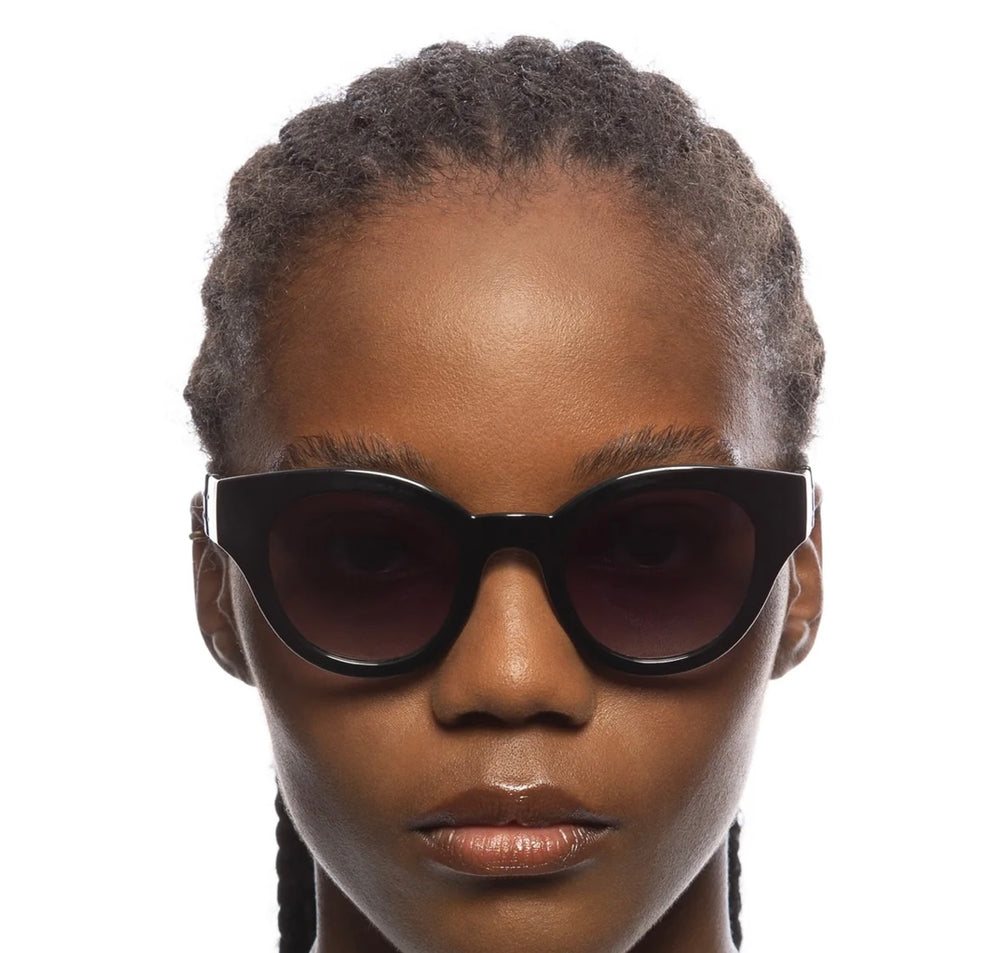 SHOP fashion forward sunglasses at Emte Boutique