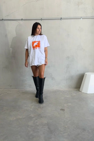 
            
                Load image into Gallery viewer, By Billie Buenos Dias Tee in Apricot
            
        