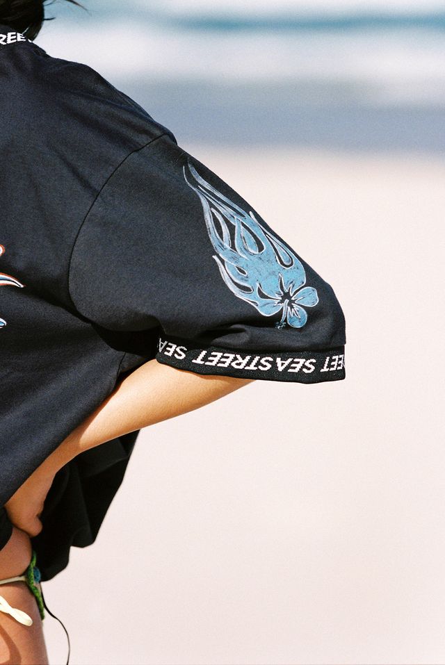 
                      
                        Sea Street - Aloha T-Shirt
                      
                    