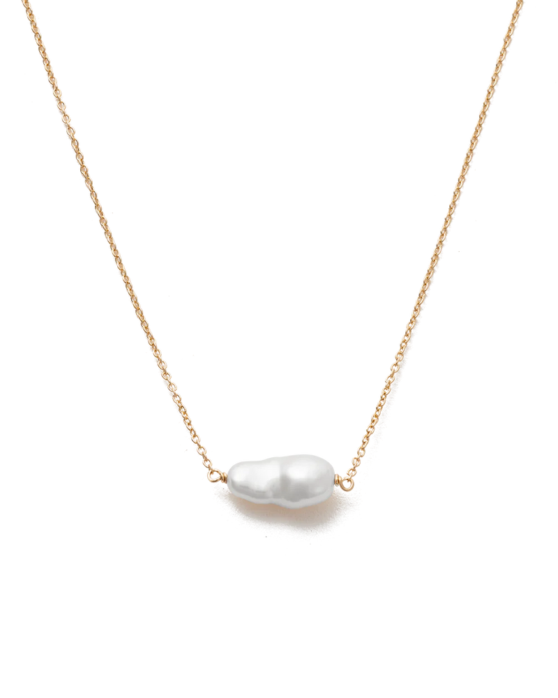 
            
                Load image into Gallery viewer, Kirstin Ash - La Sirene Pearl Necklace in Gold
            
        