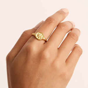 By Charlotte - Lotus Signet Ring In Gold