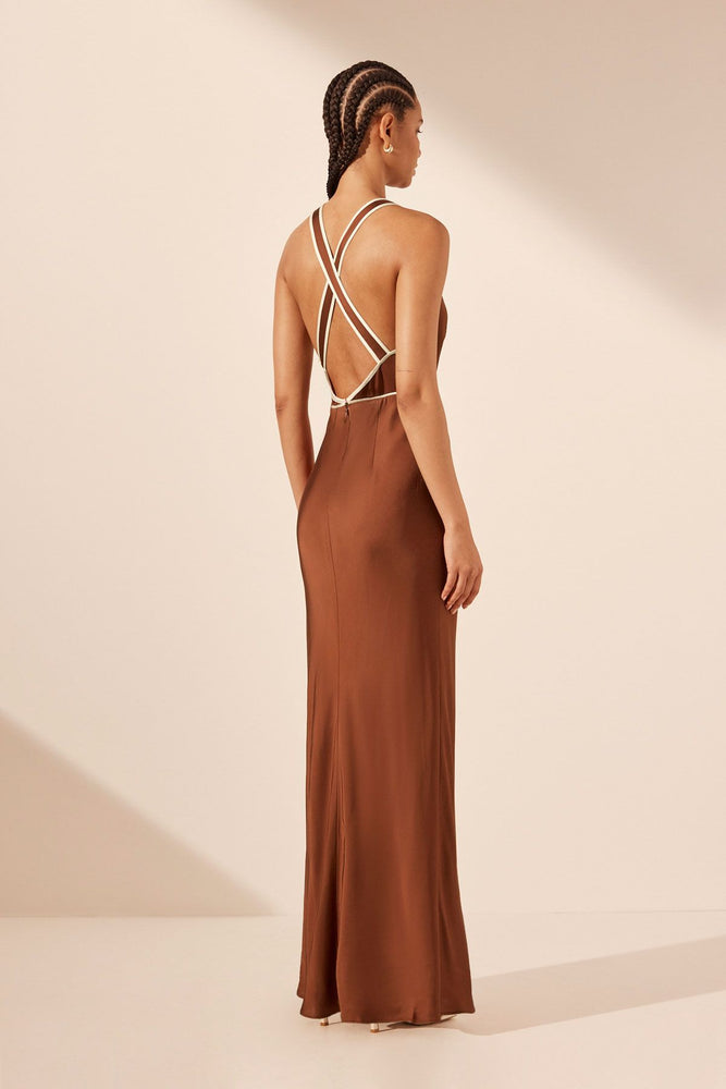 Shona Joy - Belkis Contrast Plunged Cross Back Maxi Dress in Chocolate/ Ivory