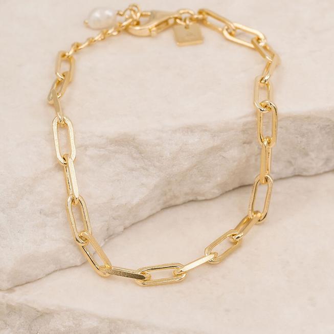 
            
                Load image into Gallery viewer, By Charlotte - Destiny Bracelet in Gold
            
        