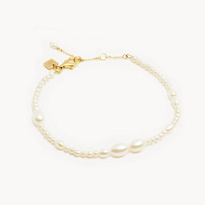 By Charlotte  - Lunar Light Pearl Bracelet in Gold