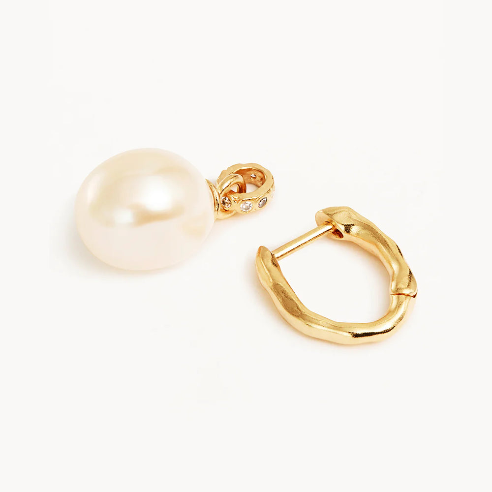 By Charlotte - Embrace Stillness Pearl Hoops in Gold