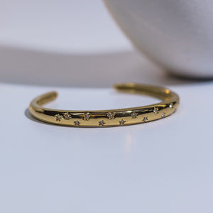 
            
                Load image into Gallery viewer, We Are Emte - Twinkle Cuff in Gold/ Stone
            
        