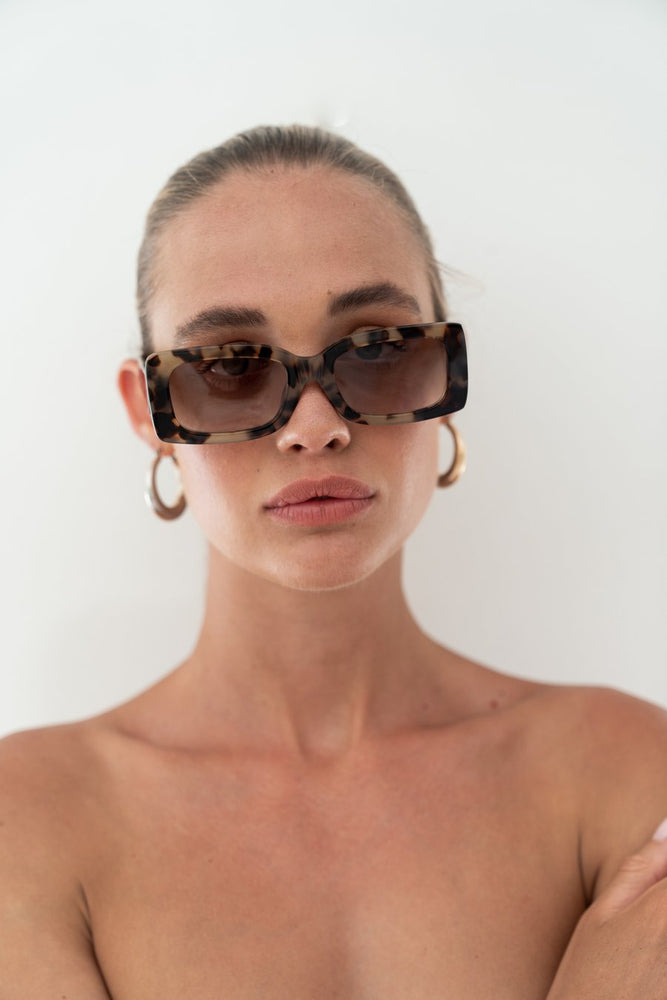 
            
                Load image into Gallery viewer, LUV LOU - The Margot in Mocha Tort
            
        