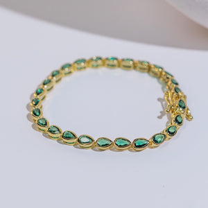 We Are Emte - Teardrop Gemstone Bracelet in Green